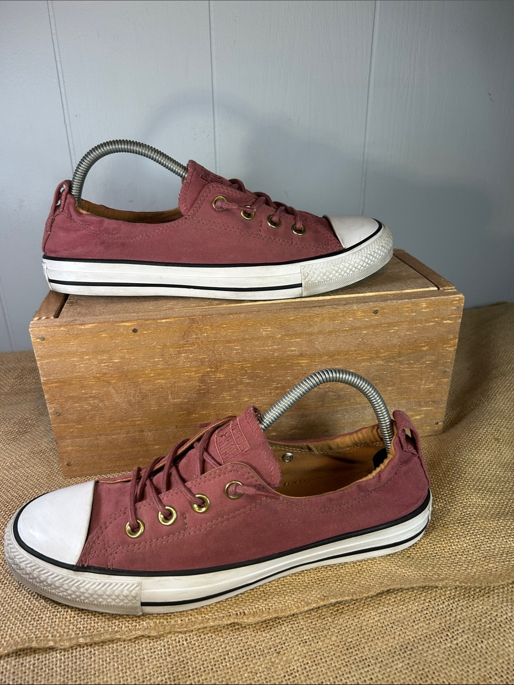 Vans Low-Top Canvas Sneakers in Dusty Rose